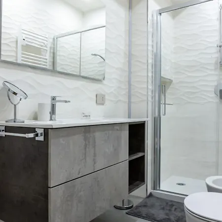 Easylife - Accogliente Bilocale In Zona Porta Venezia Apartamento *
